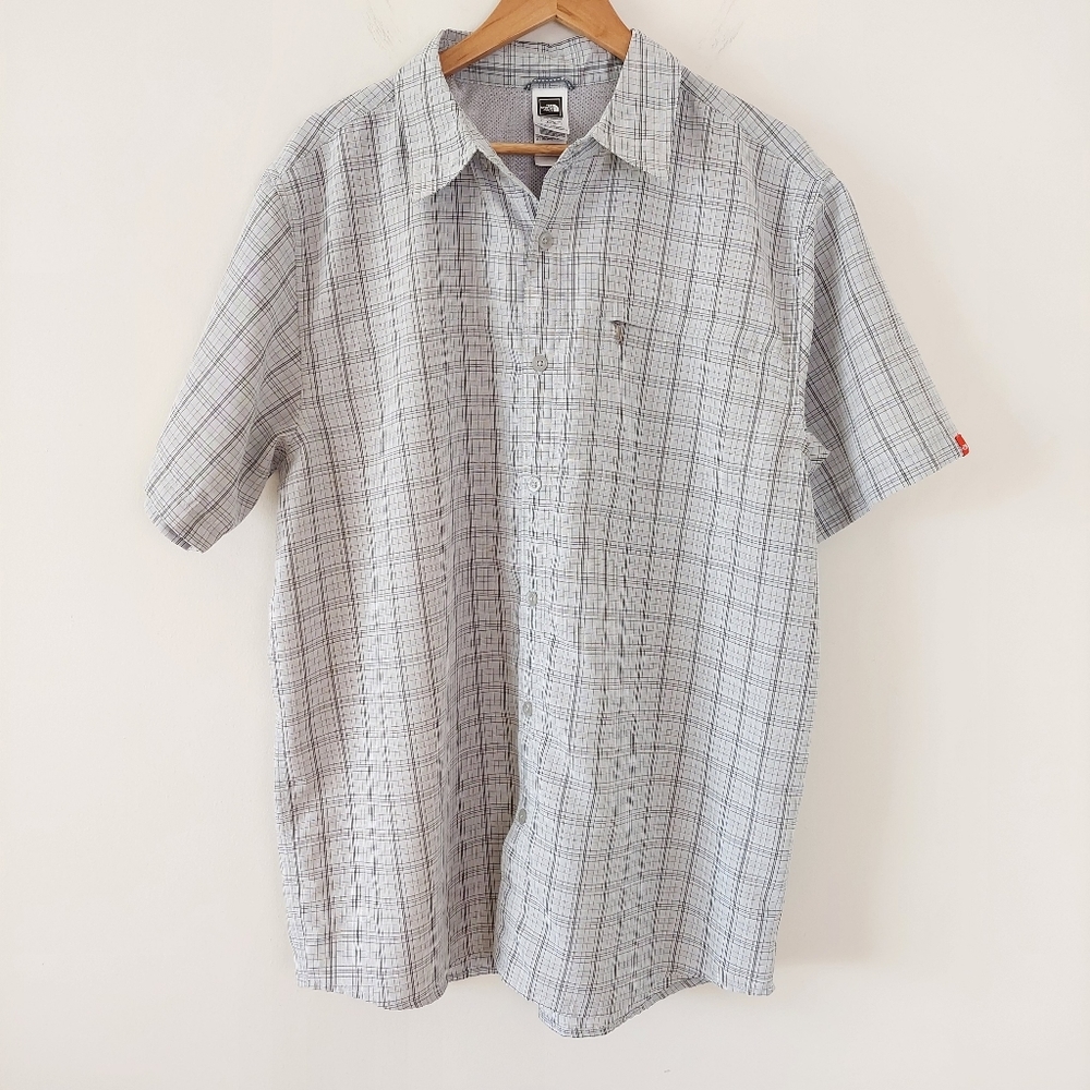 North Face Plaid Short Sleeve Button Front Shirt, XL